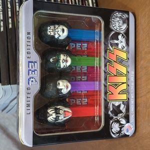 Kiss pez NWOT
